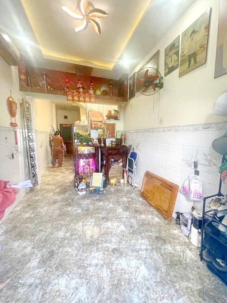 Bán nhà 1 lầu 44m2 mặt tiền đường Phong Phú P.12 Quận 8